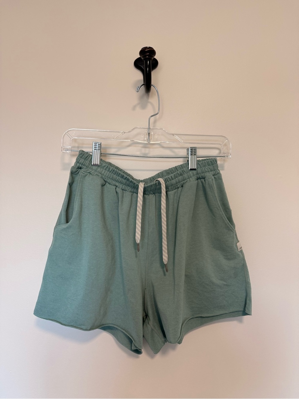 Vuori Women’s Everyday Drawstring Shorts in Sage Green — Size Small